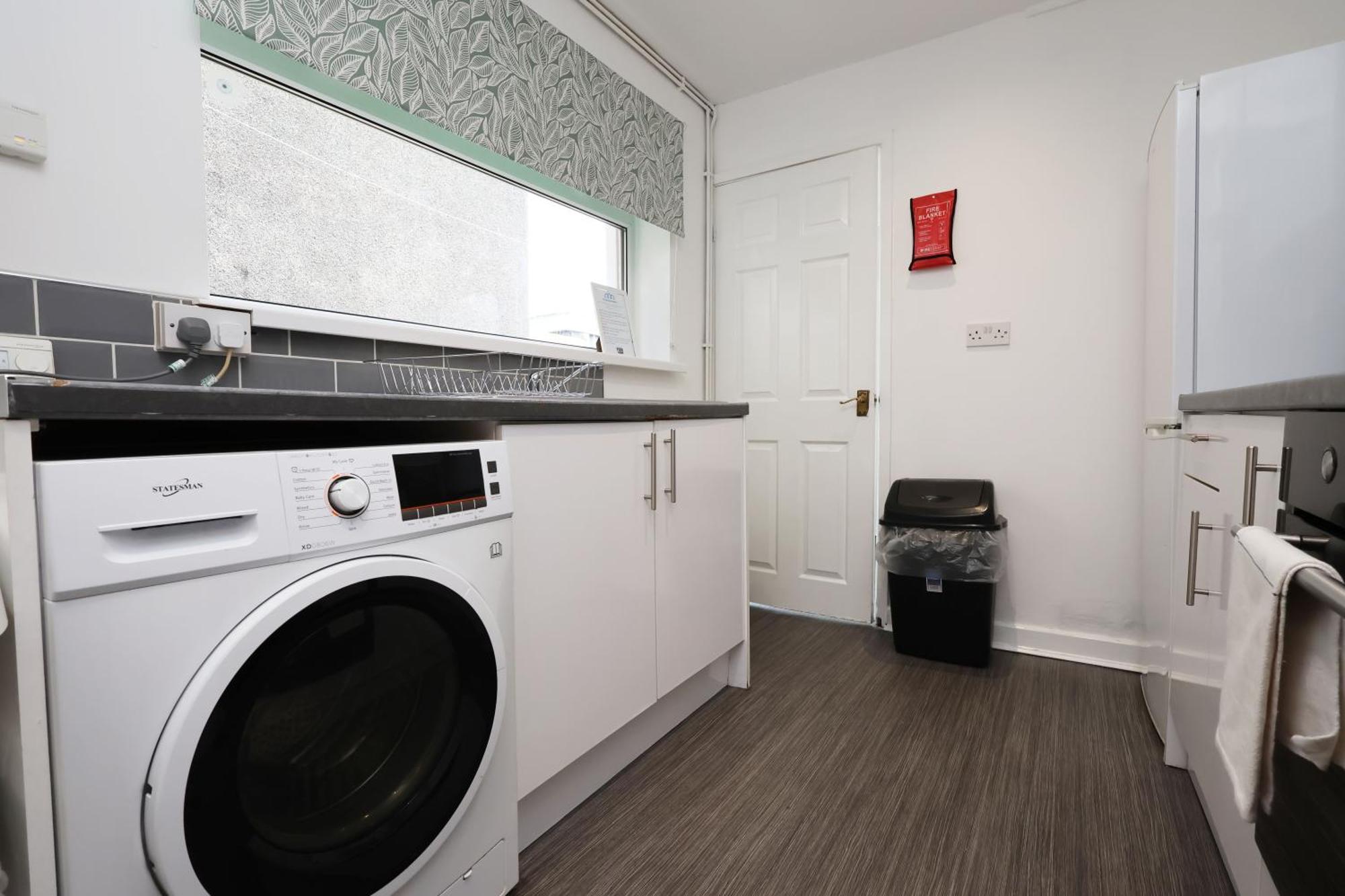 Viewing Deck, On-Street Parking, Tv In Every Room Swansea Exterior foto